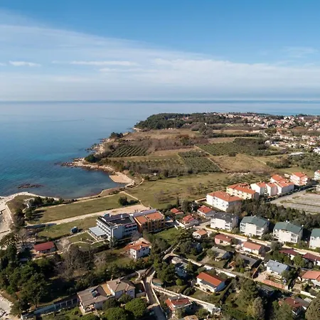 Eliana * Zambratija (Istria)